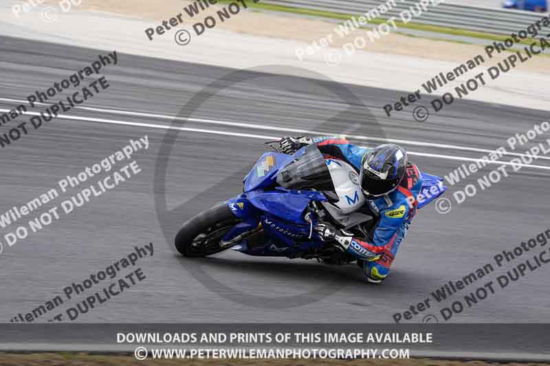 cadwell no limits trackday;cadwell park;cadwell park photographs;cadwell trackday photographs;enduro digital images;event digital images;eventdigitalimages;navarra;no limits trackdays;peter wileman photography;racing digital images;trackday digital images;trackday photos